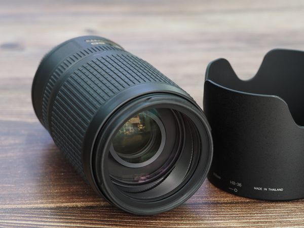 Ống kính Nikon 70-300mm F4.5-5.6 G ED VR cũ (đã qua sử dụng)