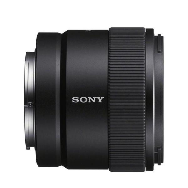 Ống kính Sony E 11mm F1.8 - Hàng chính hãng