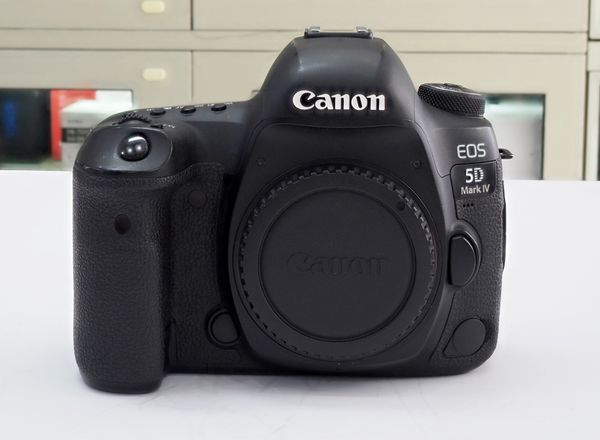 Máy ảnh Canon EOS 5D Mark IV (body qua sử dụng, mới 95%)