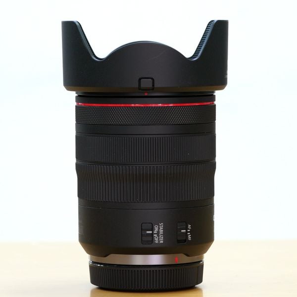 Ống kính Canon RF 24-105MM F4 L IS USM cũ (đã qua sử dụng - 99%)