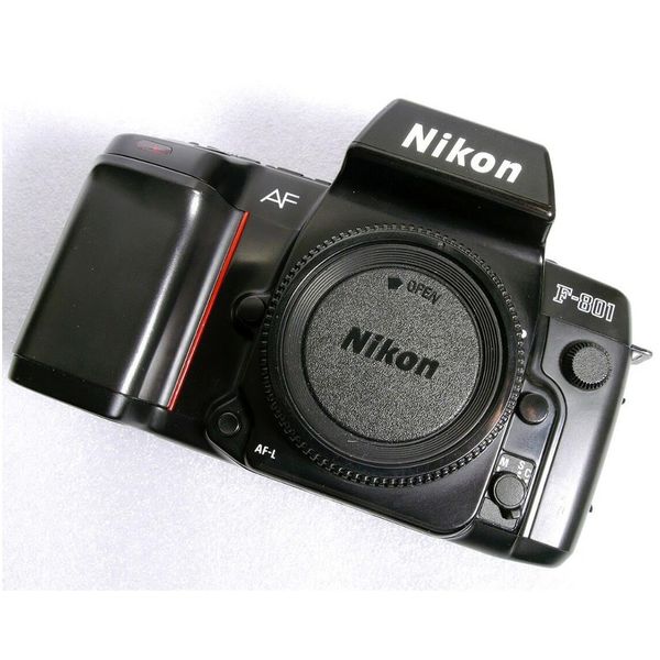 Máy ảnh Film Nikon F801 (Đã qua sử dụng)