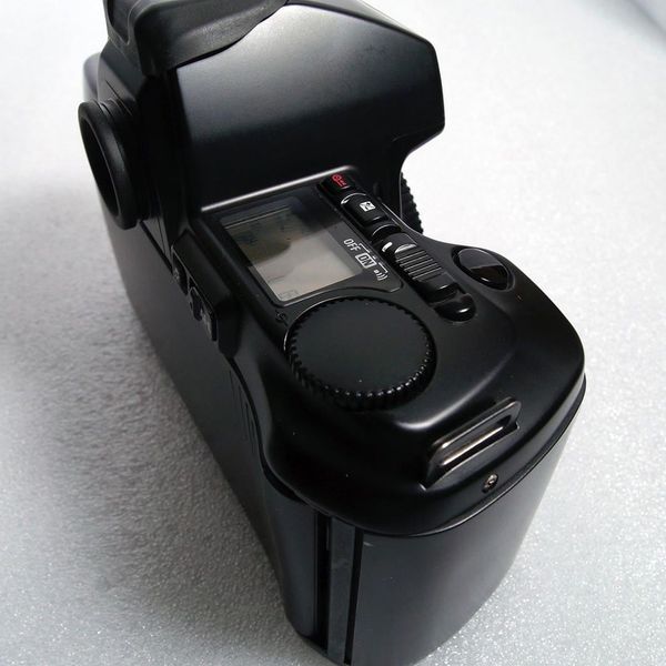 Máy ảnh Film Nikon F801 (Đã qua sử dụng)
