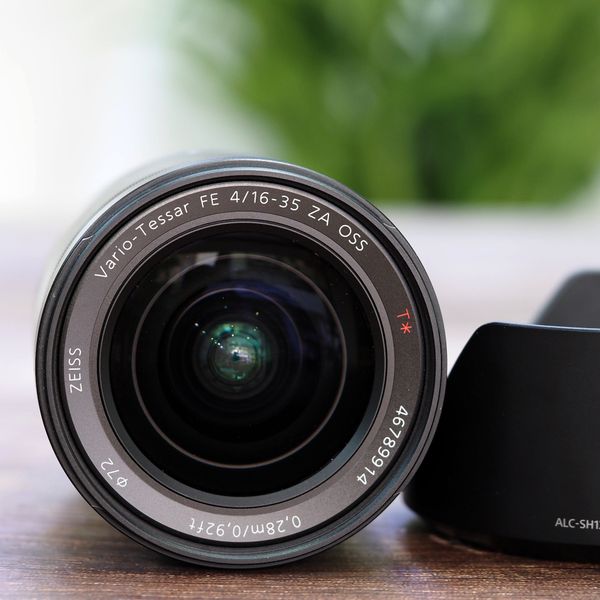 Ống kính Sony FE 16-35mm F4 ZA OSS Vario-Tessar T* cũ (đã qua sử dụng - 97%)