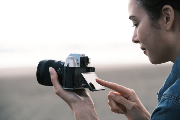 FUJIFILM X-T50 Kit lens 15-45mm F3.5-5.6 OIS PZ (Máy ) - Màu đen/ Black