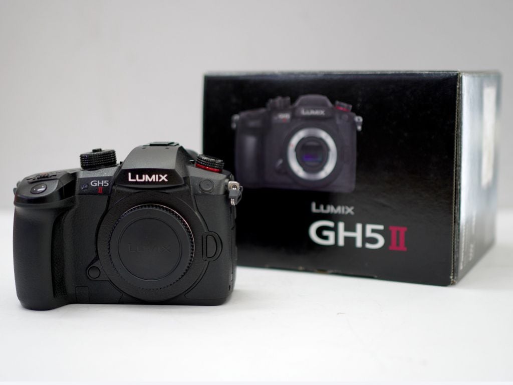 Máy ảnh Panasonic Lumix GH5 II (Body qua sử dụng, 99%)
