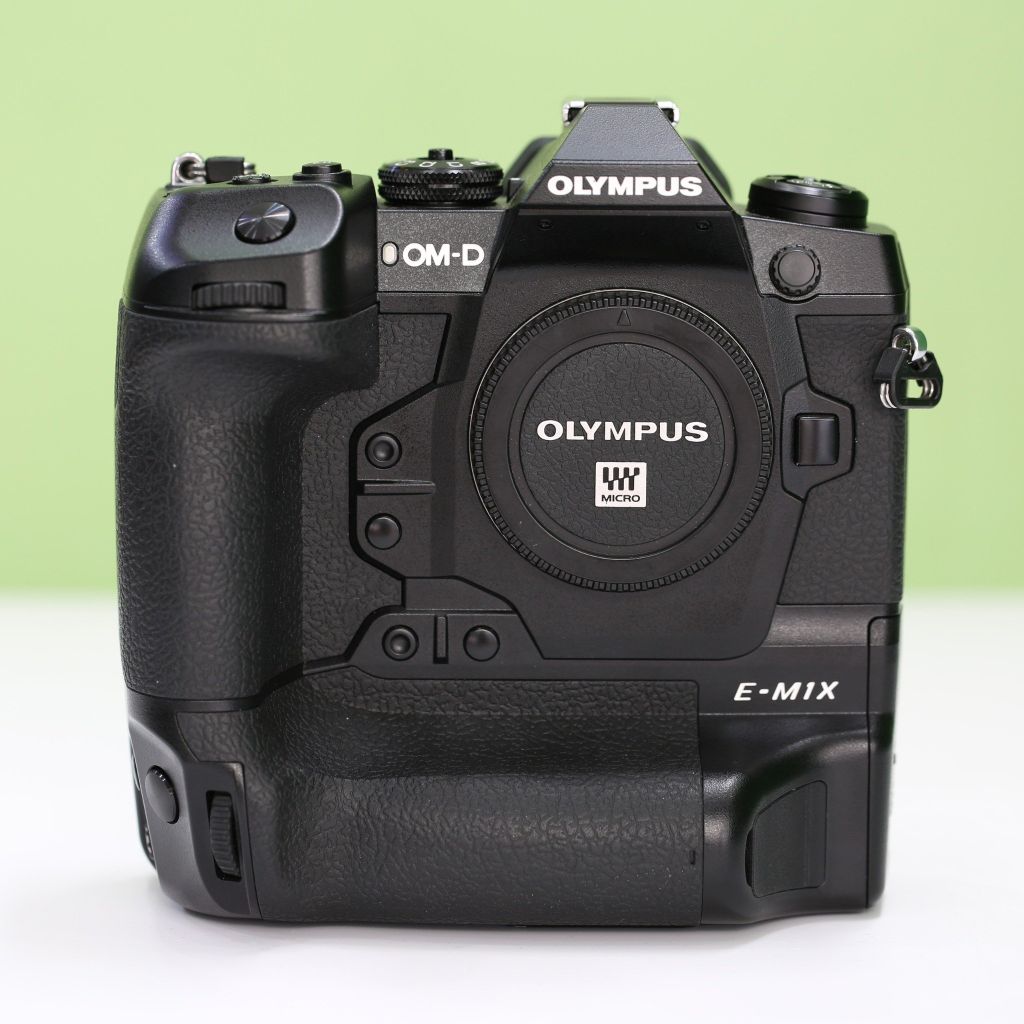 Máy ảnh t Olympus OM-D E-M1X (Qua Sử Dụng)