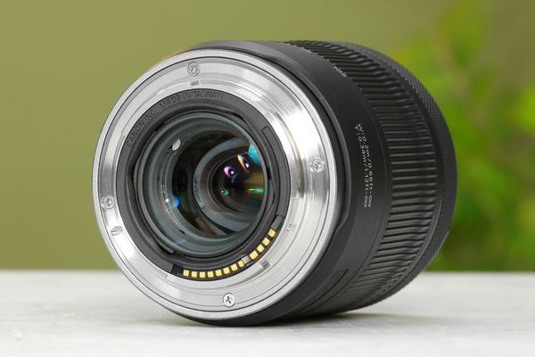 Ống kính Canon RF 24-105mm F4.0-7.1 IS STM cũ (đã qua sử dụng - 98%)