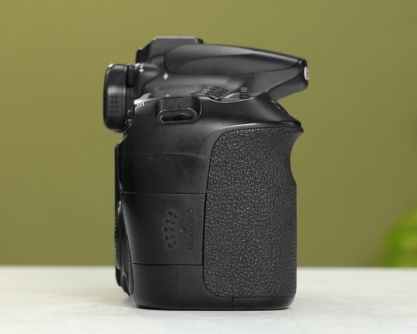 Máy ảnh Canon EOS 60D Body (máy qua sử dụng)