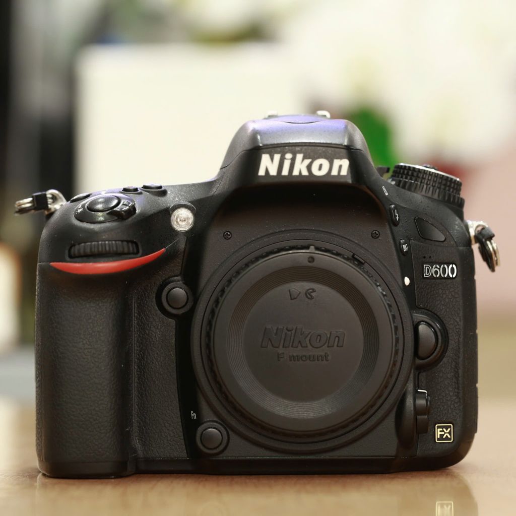 Body Nikon D600 qua sử dụng đẹp
