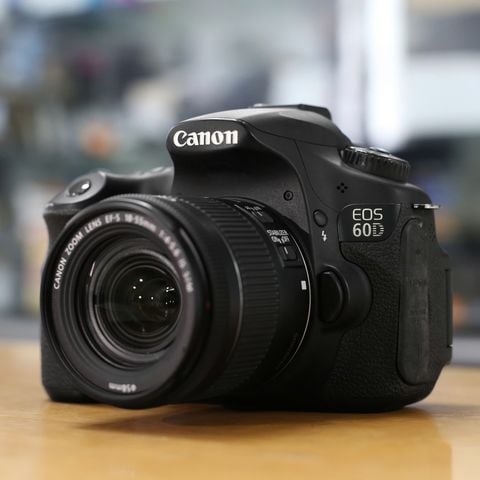 Máy ảnh Canon EOS 60D kit 18-55 IS II (máy qua sử dụng, độ mới 96% )