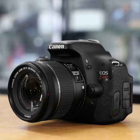 Máy ảnh Canon Kiss X5 kit lens 18-55mm is II (600D kit 18-55mm is II)qua sử dụng đẹp