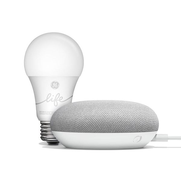  Google home mini bản smart light starter kit ( google home mini + bóng đèn thông minh ) 