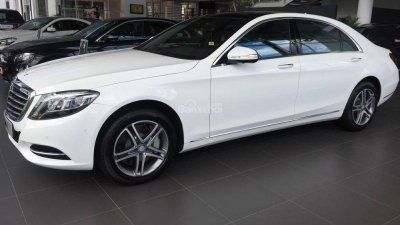 155  Mercedes S400L Model 2017