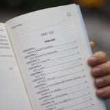 Sách: Hai Vạn Dặm Dưới Biển (Tái Bản)