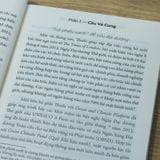 Sách: Tư Duy Ngoài Khuôn Khổ - Lãnh Đạo Tiến Bộ, Đổi Mới Thế Giới