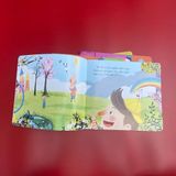 Sách: Có Gì Trong Những Khe Hở - Em Học Cách Giữ An Toàn Cho Bản Thân