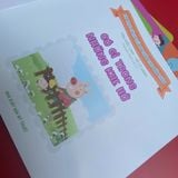 Sách: Có Gì Trong Những Khe Hở - Em Học Cách Giữ An Toàn Cho Bản Thân