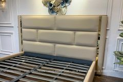Giường ngủ cao cấp GD-026