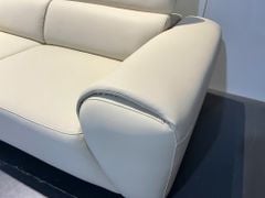 Ghế sofa 3 lòng ngồi màu trắng - Cosmo
