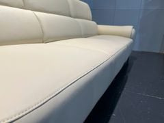 Ghế sofa 3 lòng ngồi màu trắng - Cosmo