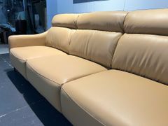 sofa vang da cao cap