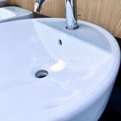 Chậu đặt trên bàn LT700CTR