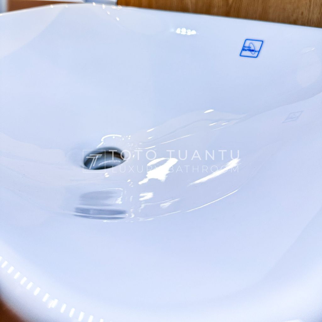 Chậu đặt trên bàn LT5715