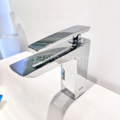 Vòi chậu LAVABO TOTO DL334S