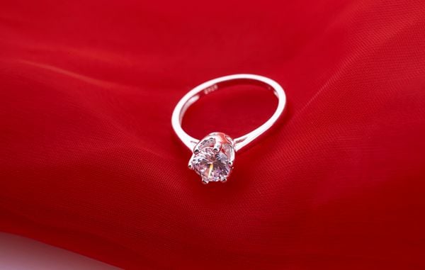  Nhẫn Bạc đính đá Ross thương hiệu Opal 