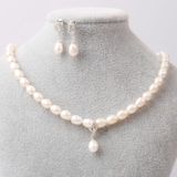  Vòng cổ và hoa tai Ngọc trai Oval trắng sang trọng thương hiệu Opal 