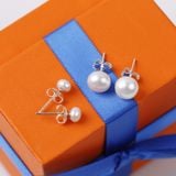  Hoa tai nụ ngọc trai tự nhiên phong cách truyền thống trẻ trung thương hiệu Opal 
