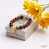  Vòng tay đá tự nhiên charm bạc thiết kế 