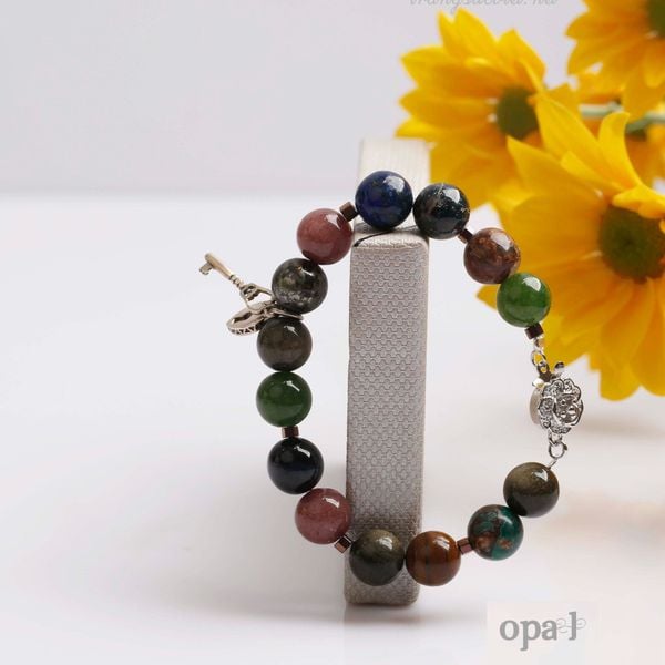  Vòng tay đá tự nhiên charm bạc thiết kế 