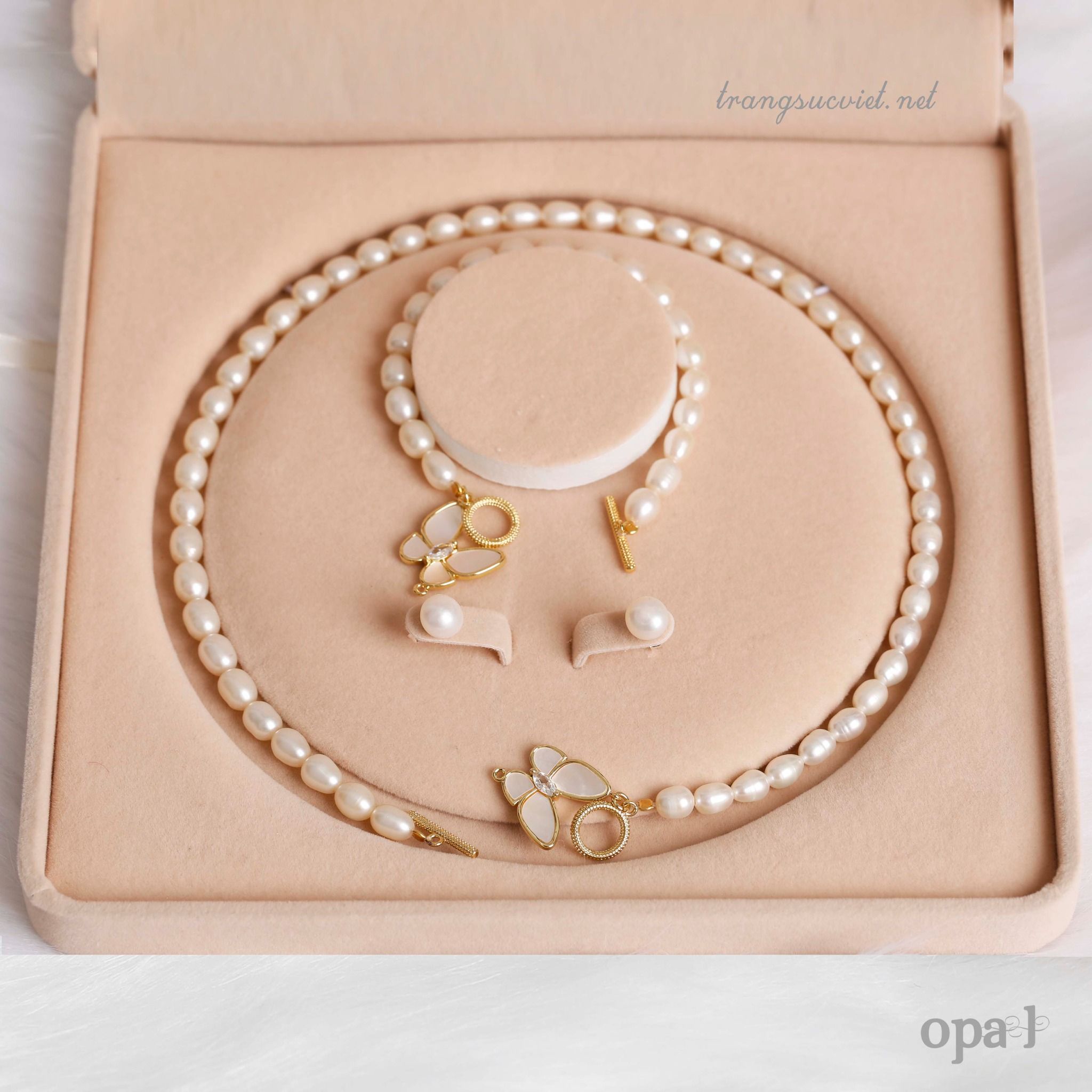  Bộ ngọc trai hạt Oval khóa cánh bướm thiết kế 