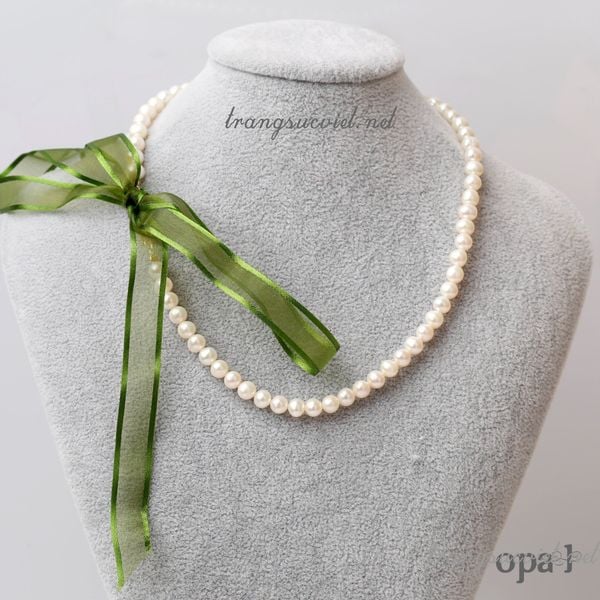  Vòng cổ Ngọc Trai Choker phong cách trẻ trung trung, sáng tạo thương hiệu Opal. Quà tặng vòng tay trị giá 550k ( áp dụng hết 27.5) 