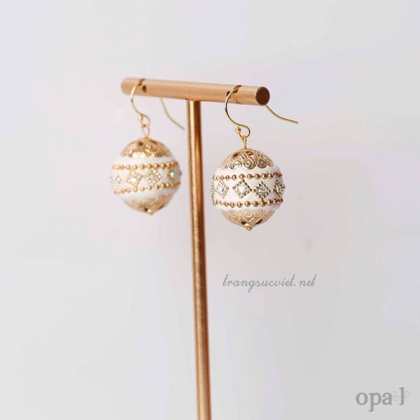  Hoa tai  handmade họa tiết đá kết hợp pha lê, móc bạc mạ vàng 