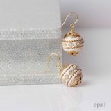  Hoa tai  handmade họa tiết đá kết hợp pha lê, móc bạc mạ vàng 