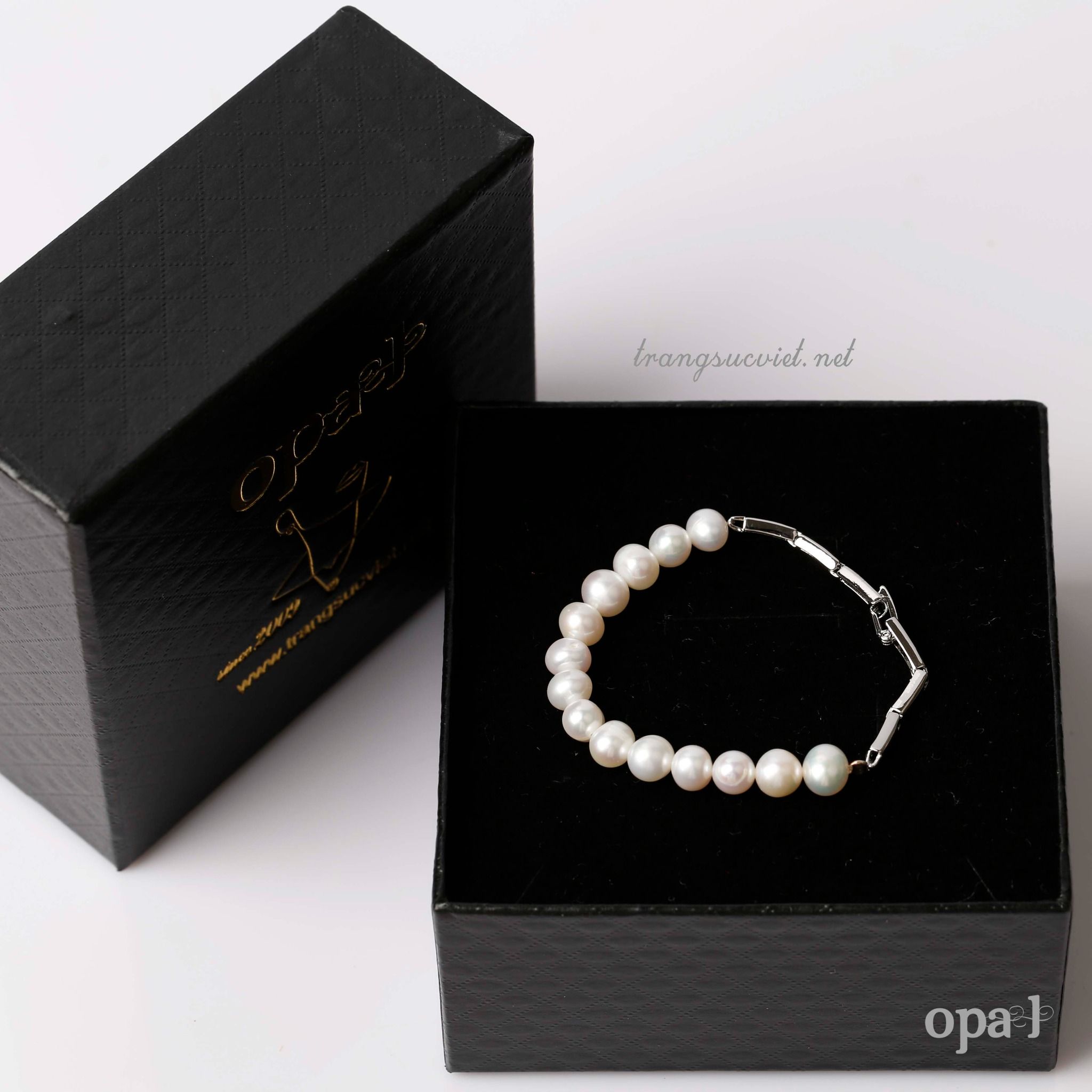 Vòng tay ngọc trai trắng phong cách tối giản 