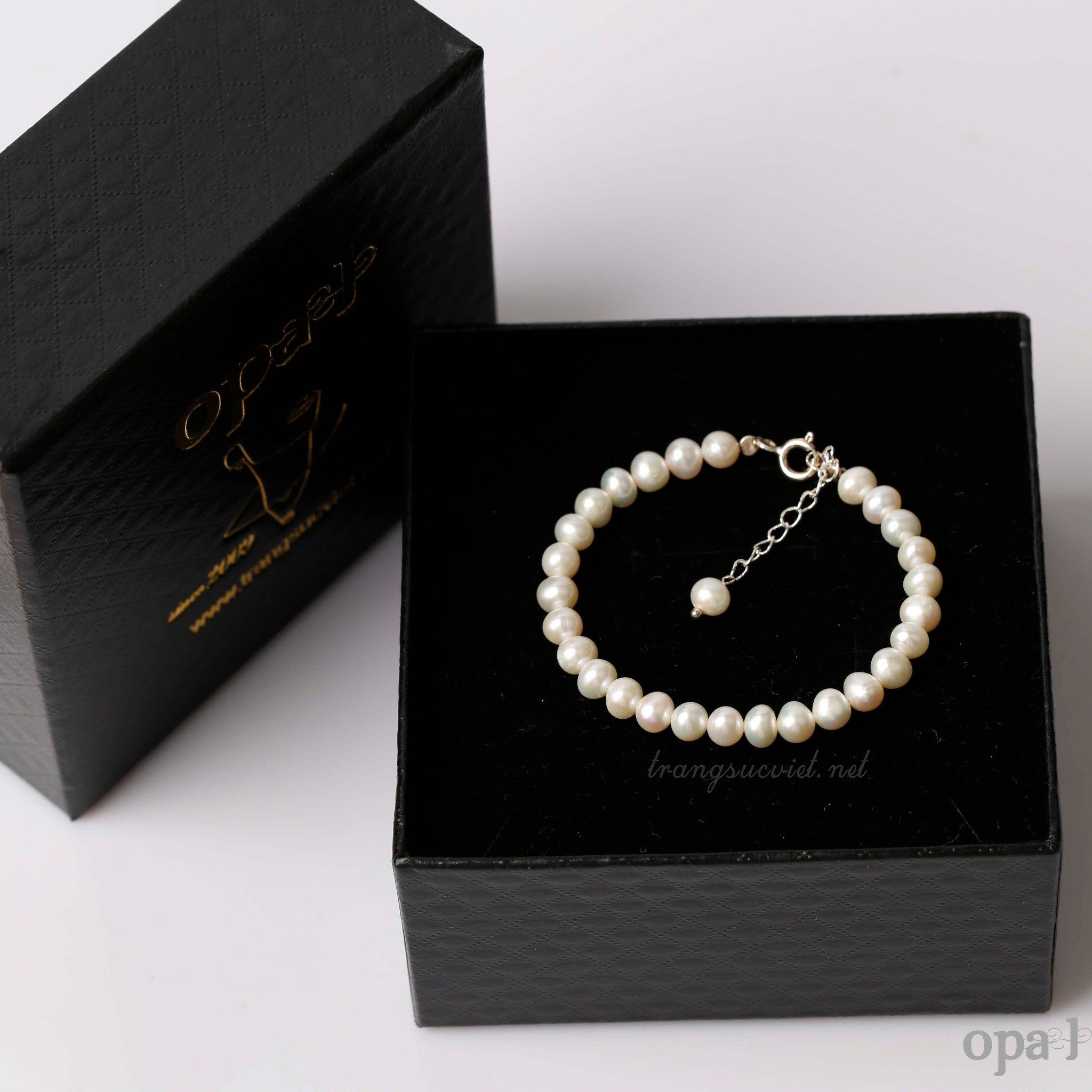  Vòng tay ngọc trai trắng phong cách tối giản 