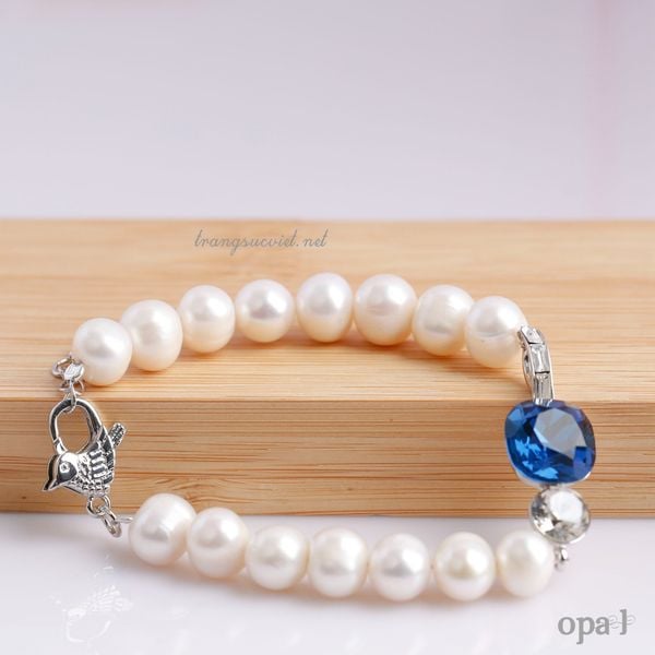  Vòng tay ngọc trai 8,9 ly mặt đá xanh 