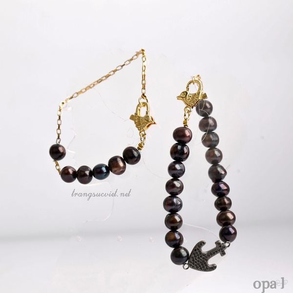  Bộ sưu tập Vòng Tay Song Hành – Gắn Kết Dịu Êm , ngọc trai ánh nâu thương hiệu Opal 