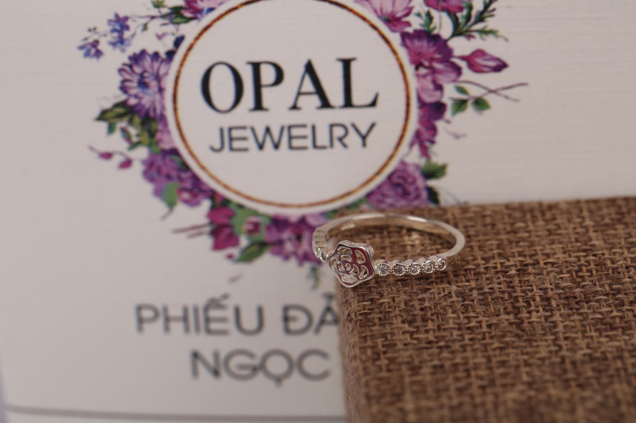  Nhẫn bạc nữ đính đá Ross thương hiệu Opal 