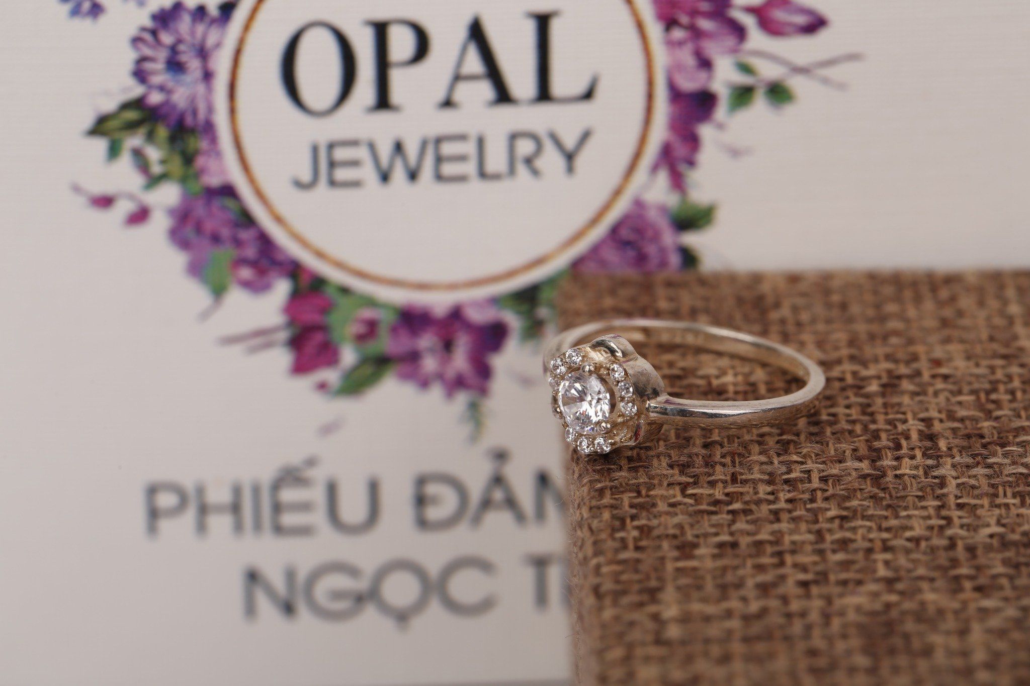  Nhẫn bạc nữ đính đá Ross thương hiệu Opal 