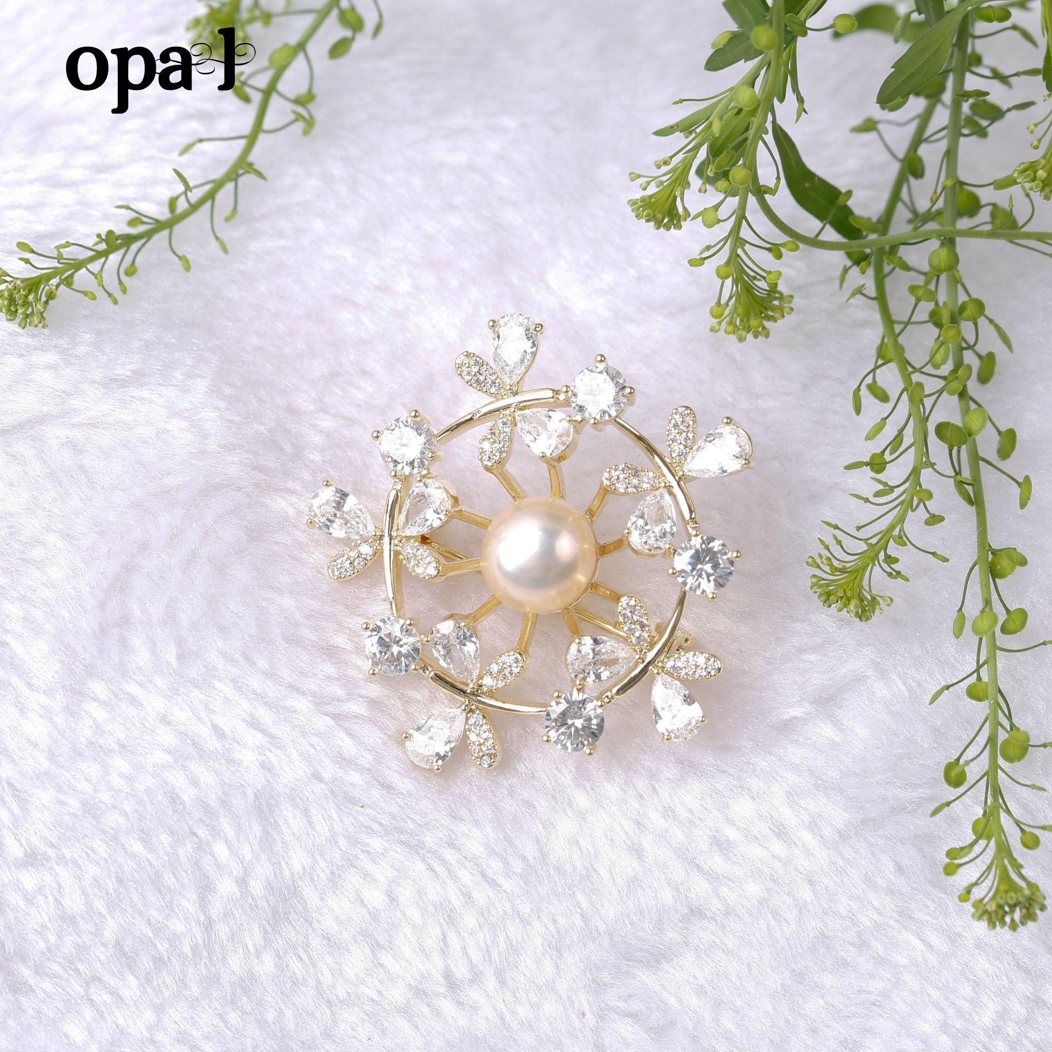  BST cài áo đính Ngọc Trai phong cách sang trọng ấn tượng thương hiệu Opal 