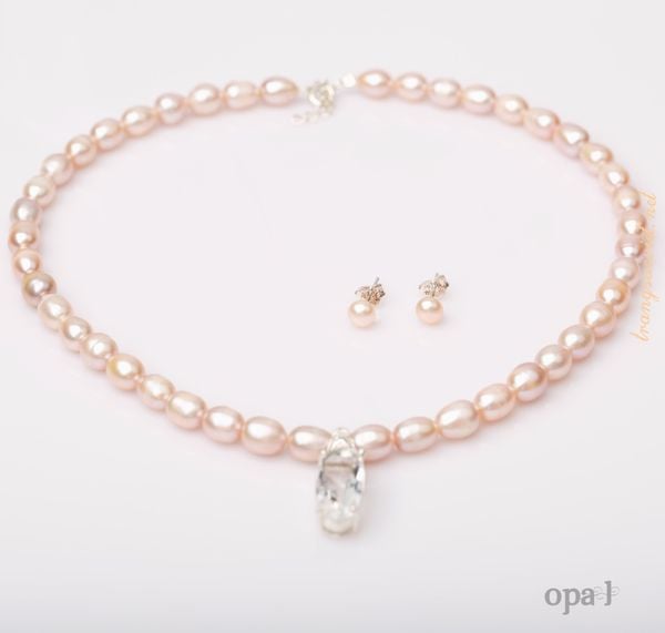  Vòng cổ Ngọc trai Oval ánh hồng và tím sang trọng thương hiệu Opal 