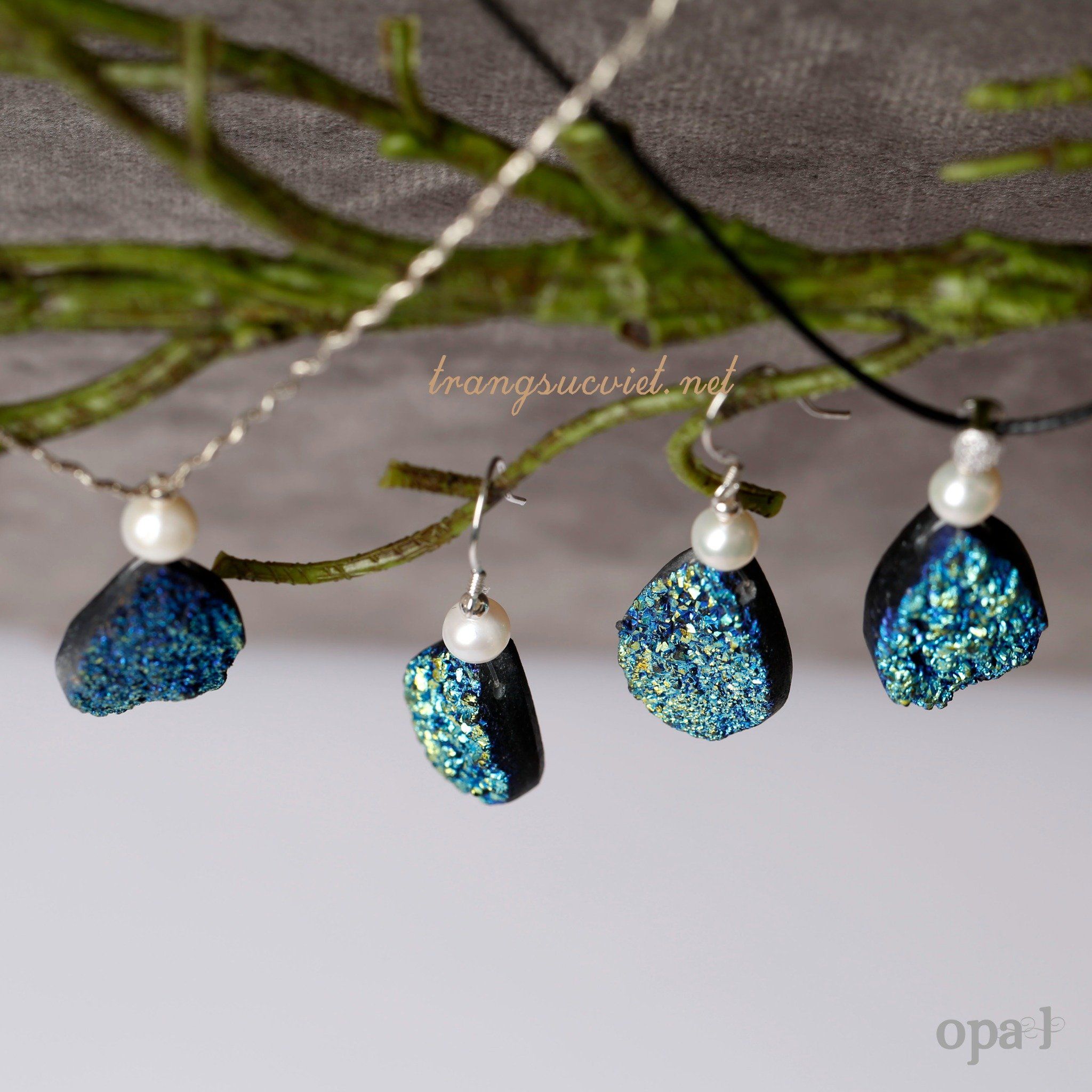  Hoa tai và dây chuyền đá tự nhiên handmade thương hiệu Opal 