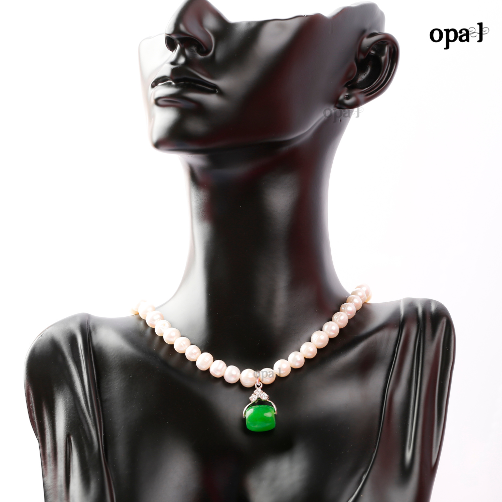  vòng cổ ngọc trai kèm mặt đá xanh lá thương hiệu Opal HT2 