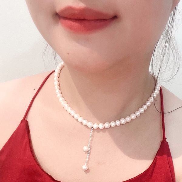  Vòng cổ choker ngọc trai 7li phong cách trẻ trung, năgn động. Quà tặng hoa tai bạc đính ngọc trai trị giá 350.000đ 