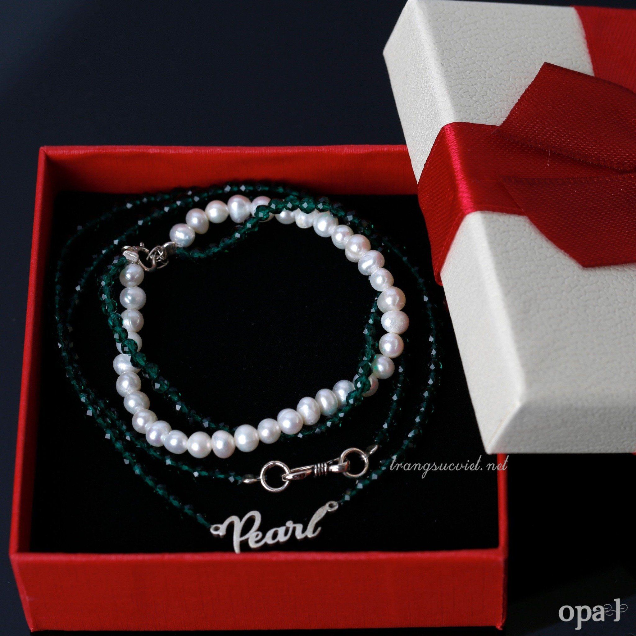  Vòng cổ pha lê in chữ 