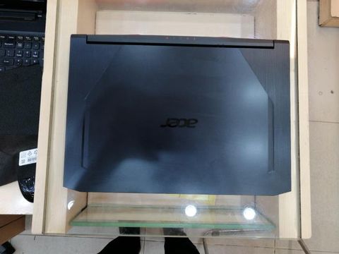 Acer Nitro AN515 55 5206 i5 10300H/8GB/512GB/4GB GTX1650Ti/15.6